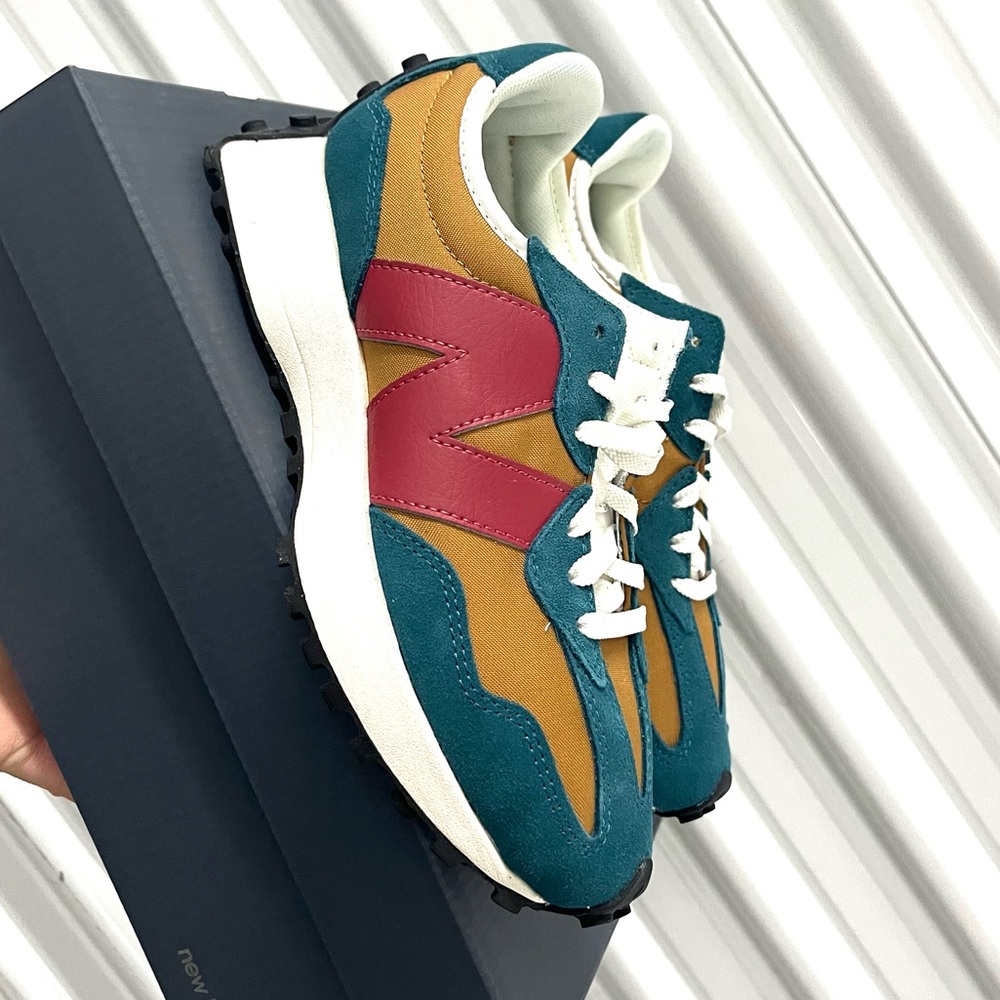 NEW BALANCE 327 Casual Women's Sneakers Shoes Teal Brown Red various sizes - Picture 4 of 11